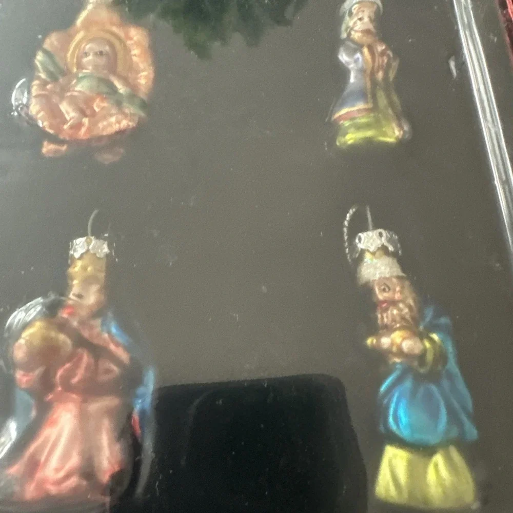 Vintage 12 Piece Hand Blown Mini NATIVITY Ornaments‎ New In Box